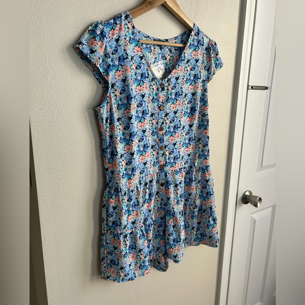 NWT Lily Rose Juniors' Floral Print V-Neck Flutter Sleeve Romper Pockets Size M - Picture 3 of 9